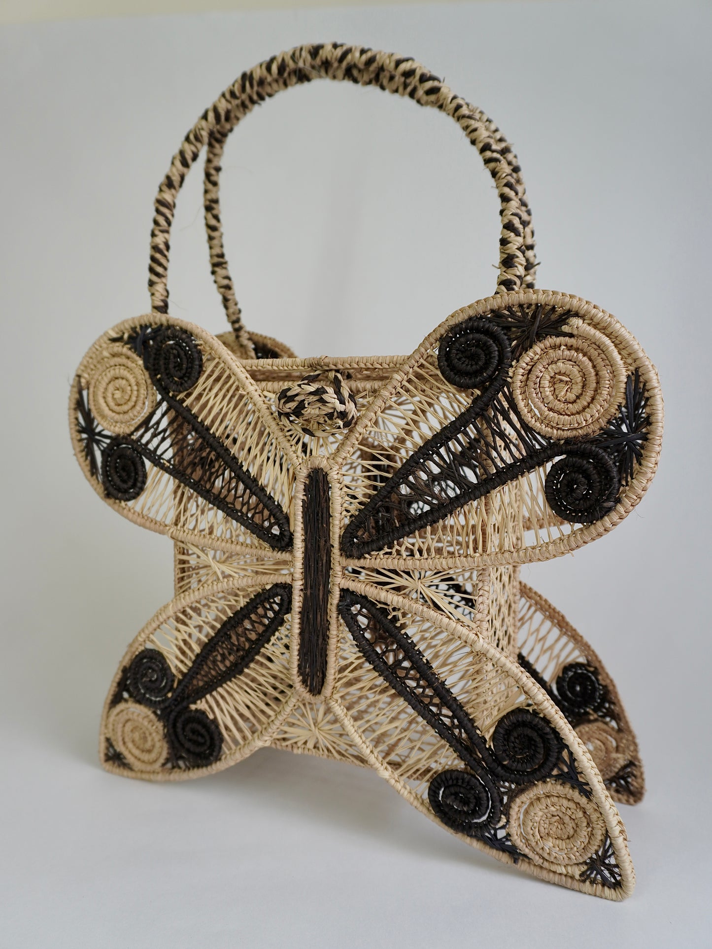 Bolso mariposa iraca