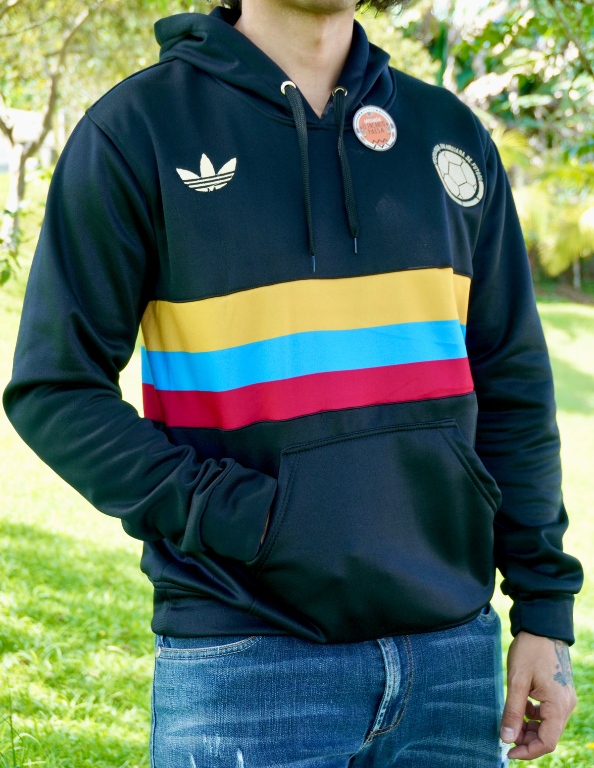 Buso Ripandim Buso bicentenario Colombia hombre negro – Artesanías El Encanto Paisa