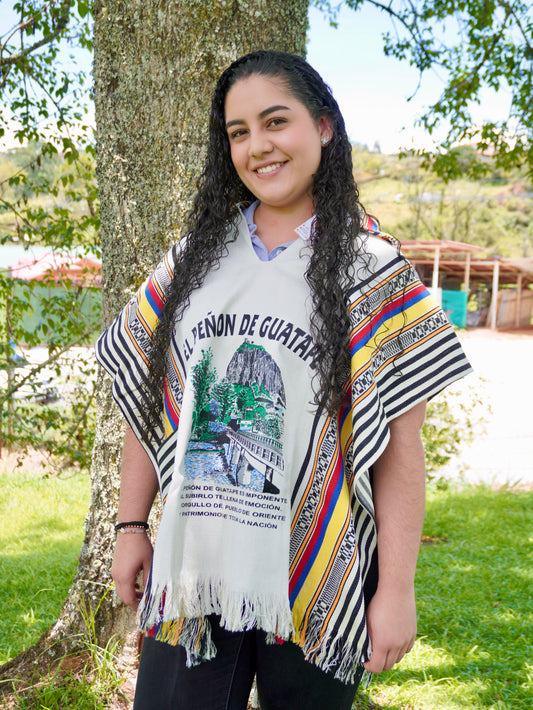 Poncho cuello o capota