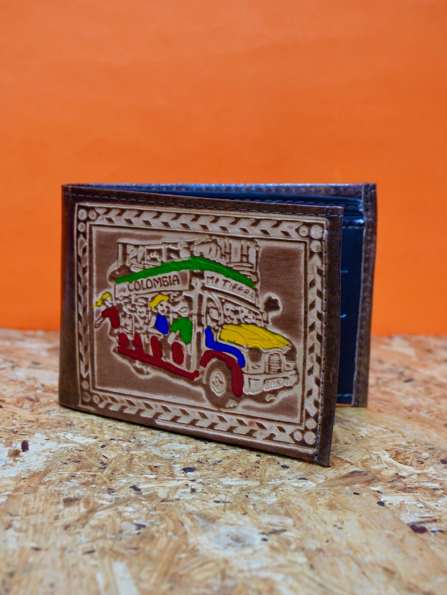 Billetera repujada #1