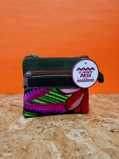 Monedero bordado