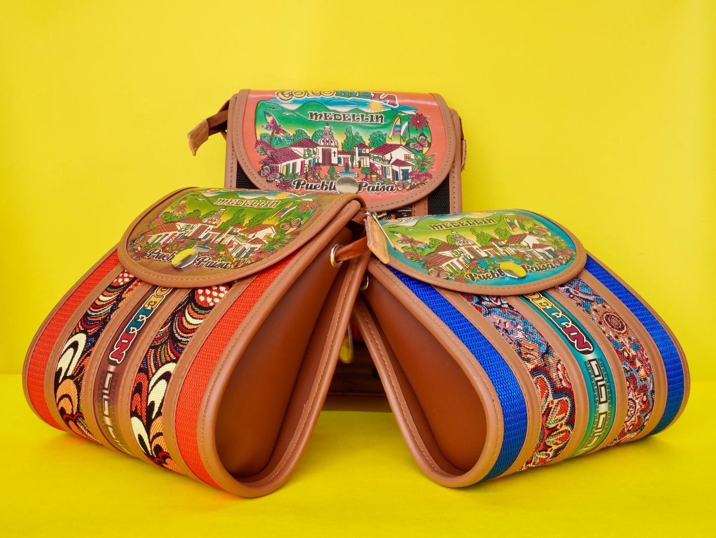 Bolso cilindro grande y pequeño