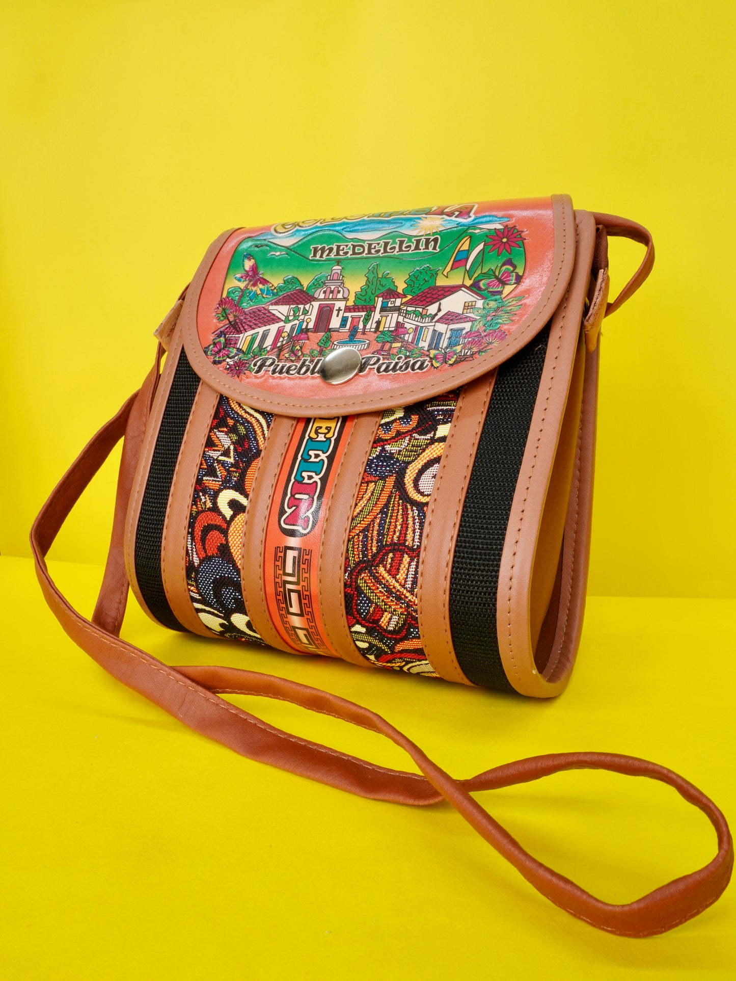 Bolso cilindro grande y pequeño