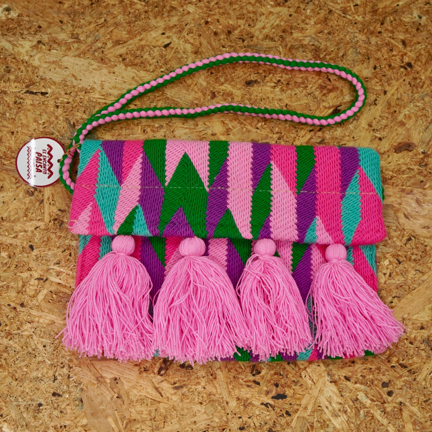 Cartera sobre wayuu